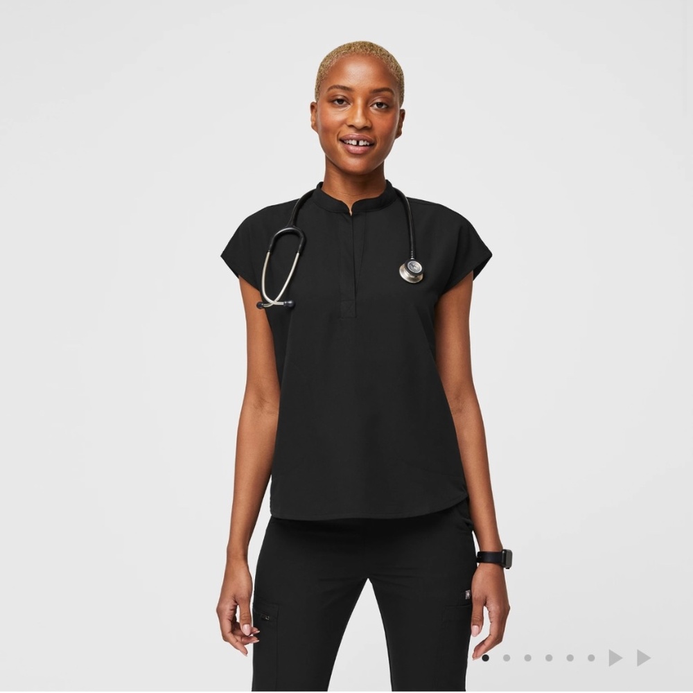 Figs Rafaela scrub top